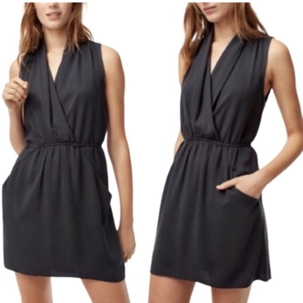 Wilfred Sleeveless V-Neck Mini Dress in Charcoal Black